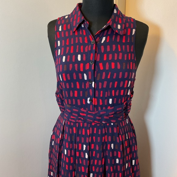 12. 11 1 TYLHO Sleeveless Patterned Black and Red Collared Dress Size Medium - Picture 3 of 9